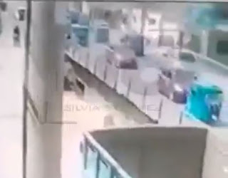 CAPTA EL PRECISO MOMENTO DONDE EL AUTO CAE