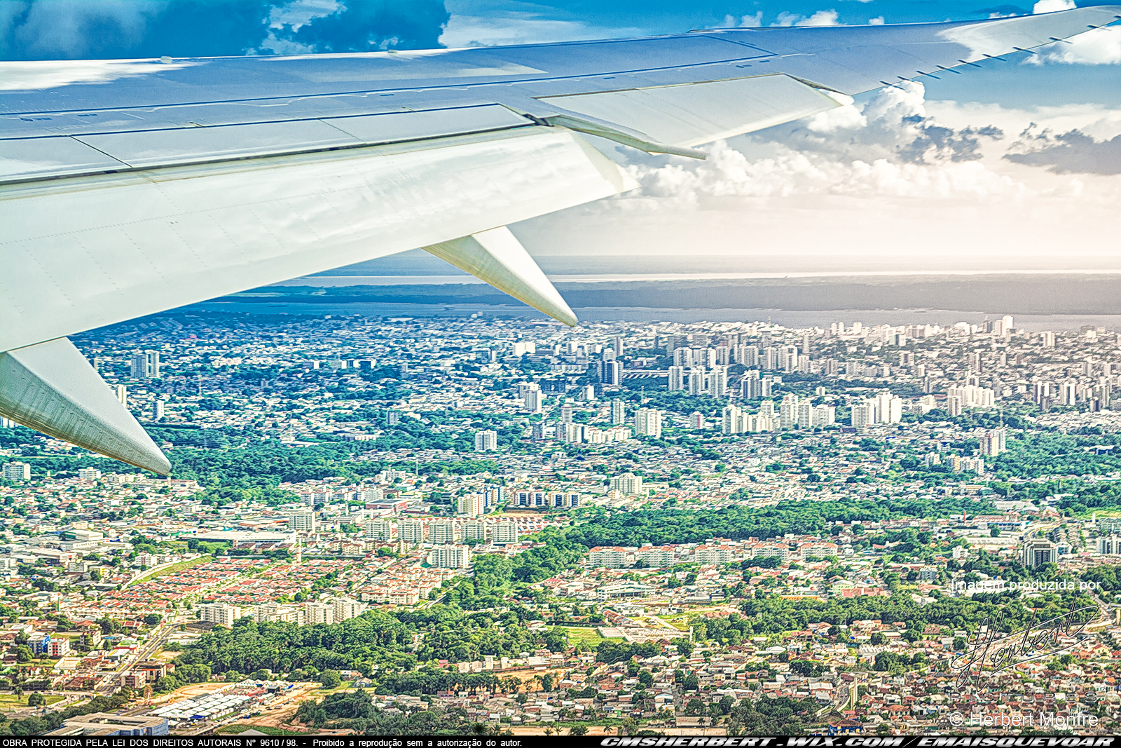 Como é voar de São Paulo a Manaus a bordo do Boeing 787 pela LATAM Brasil | É MAIS QUE VOAR | Imagem produzida por Herbert Pictures | Foto © Herbert Monfre - Fotógrafo de avião - Eventos - Publicidade - Ensaios - Contrate o fotógrafo pelo e-mail cmsherbert@hotmail.com