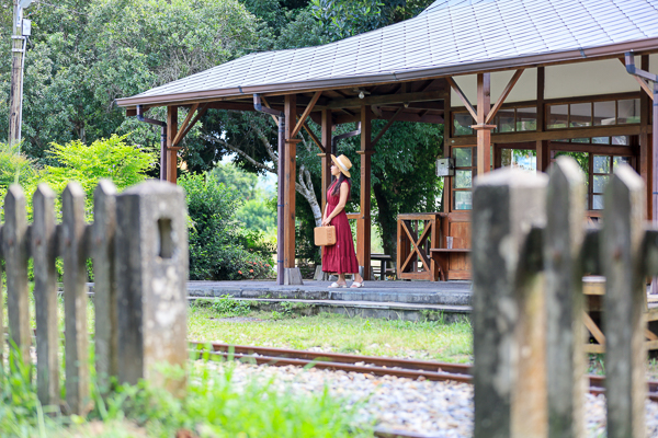 嘉義竹崎鹿麻產火車站充滿日本風的木造建築，戀戀阿里山森鐵