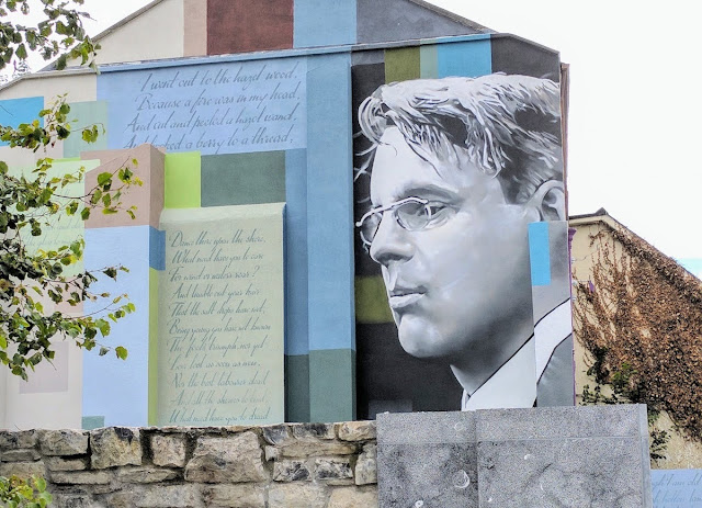 Top towns in Ireland: Yeats Street Art in Sligo
