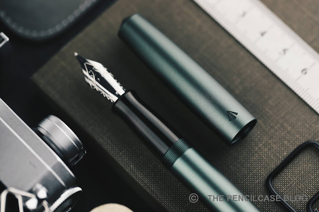 REVIEW: GRAVITAS ENTRY FOUNTAIN PEN