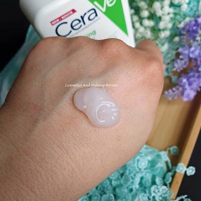 CeraVe – Hydrating Cleanser - Detergente idratante per viso e corpo per pelli da normali a secche swatch swatches