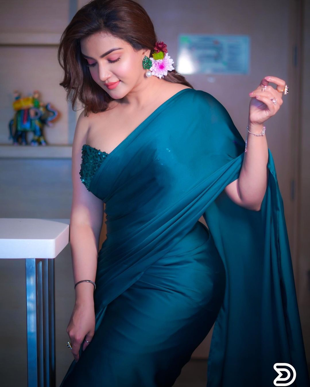 indian actress Honey Rose looks gorgeous in saree dress | saree angel ...