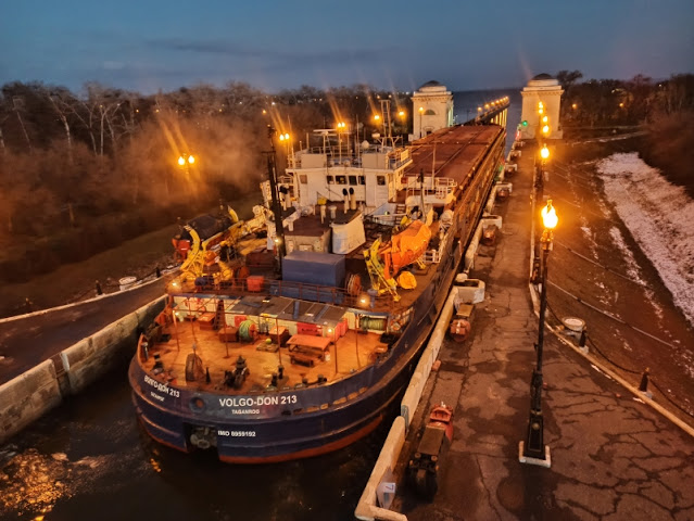 3 декабря завершилась навигация на Волго-Донском судоходном канале, 5 декабря завершается навигация и на Волгоградском гидроузле