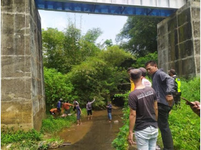 seorang nenek di tasikmalaya tewas terserempet KA jatuh ke jurang