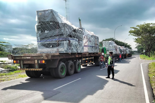 Logistik MotoGP tahap II tiba di Lombok, berat 89 ton lebih