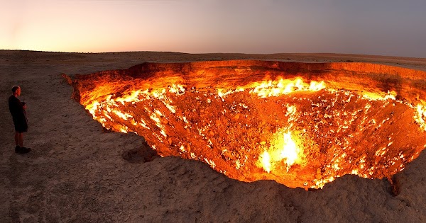 “La puerta del infierno” no es natural, lleva ardiendo 50 años por un error 