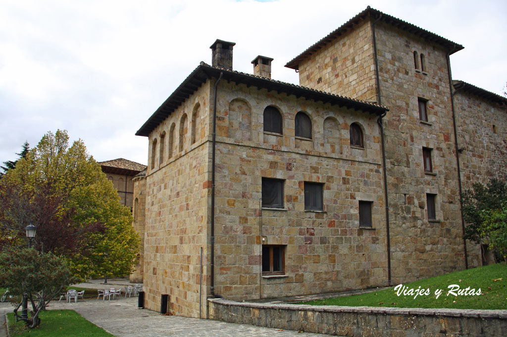 Monasterio de Leyre, hospedería