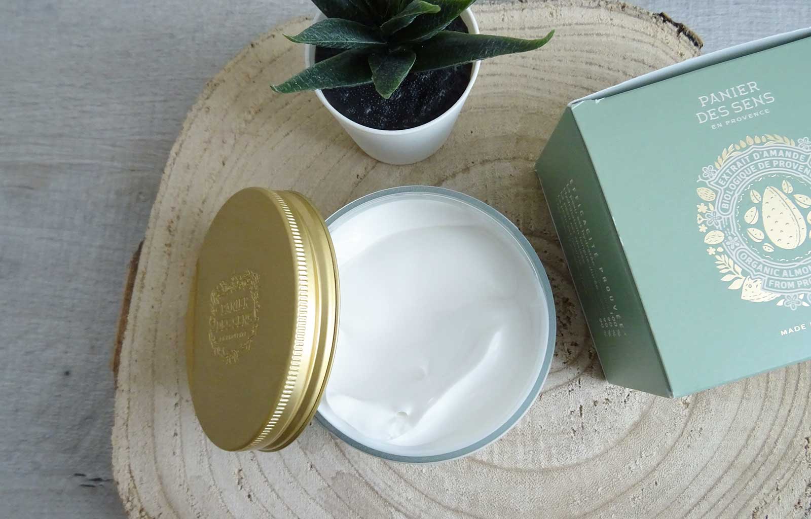 Soins rituel amande Panier des Sens crème ultra-hydratante