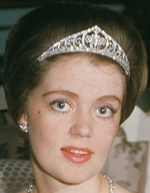 diamond tiara sweden queen louise princess birgitta