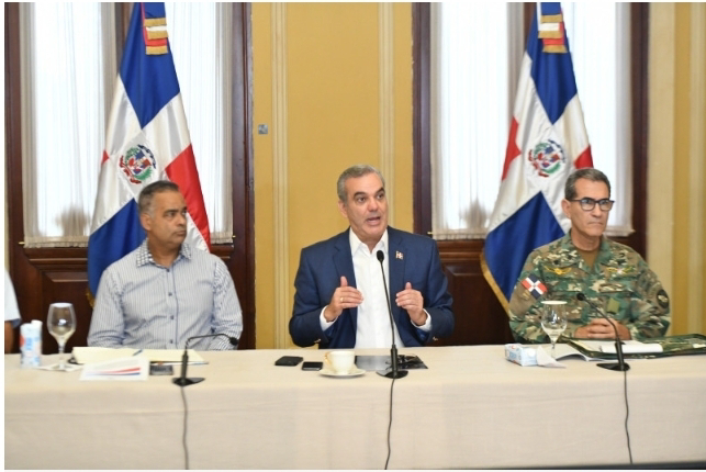 Gobierno activa medidas preventivas ante amenaza de huracán Beryl