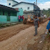 Vereador Silvestre Neto acompanha trabalho de Patrolamento e Cascalhamento do Bairro Ponto Chic 2