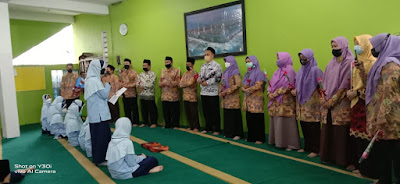 Perayaan Hari Guru di SMPIP Assalamah Ungaran