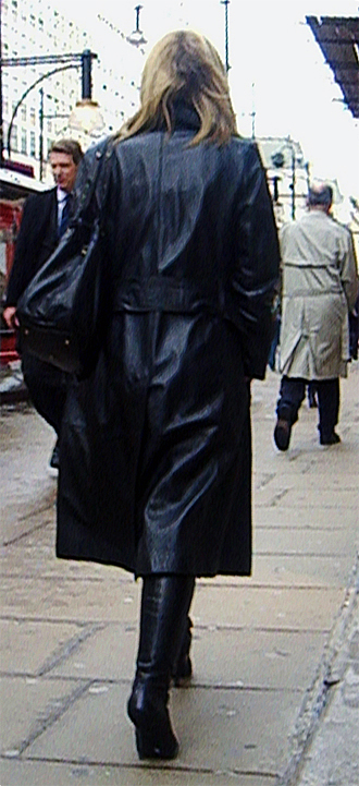 Leather Coat Daydreams: Street shots from when women really wore ...