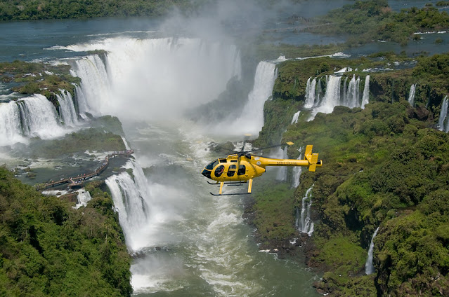 5 motivos para viajar para Foz do Iguaçu! Sobrevoando as Cataratas do Iguaçu