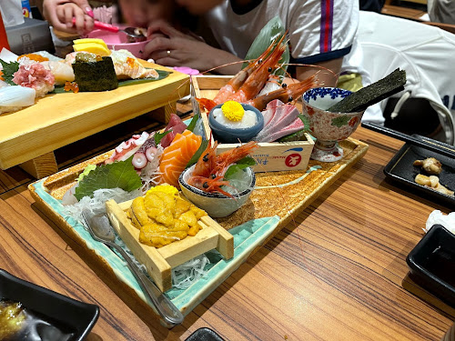 Katsuisen Tai Kok Tsui (活一鮮) popular Japanese izakaya sushi restaurant - Sashimi Platter