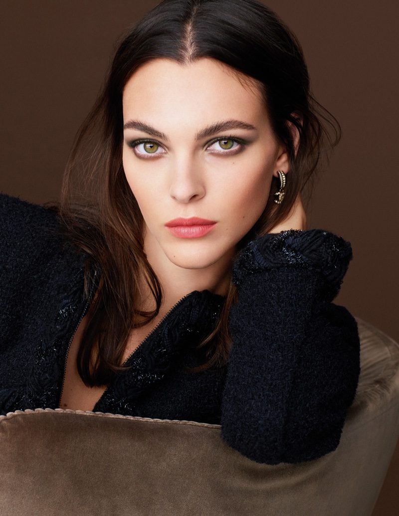 Chanel Makeup Holiday 2019 campaign featuring Vittoria Ceretti – StyleCeleb