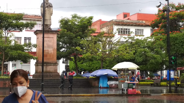 Por decreto adiós al Covid. Le quitarán en Michoacán, el carácter obligatorio al uso de mascarilla.