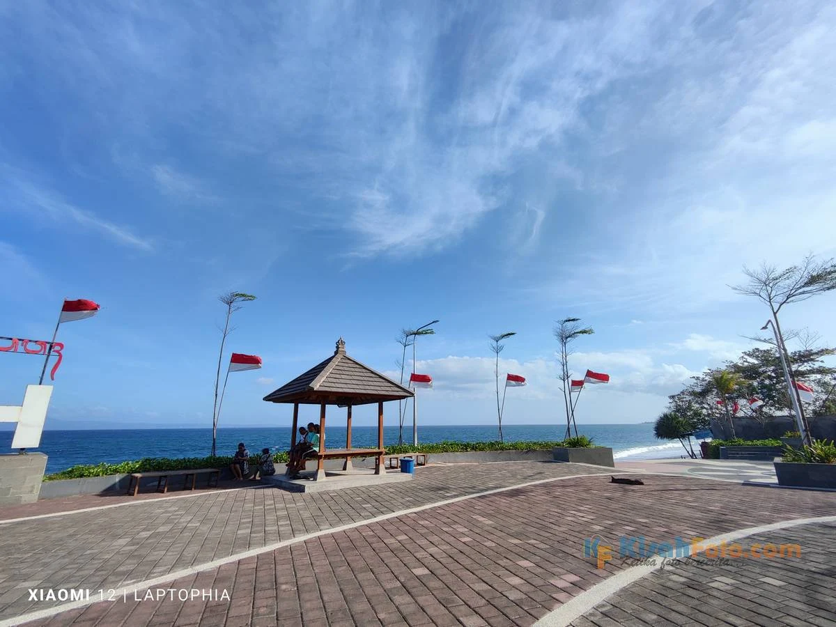 Mengunjungi Pantai Goa Lawah Bali, Pantai Eksotis dengan Pasir Hitam