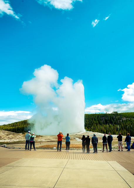 Old Faithful Yellowstone National Park