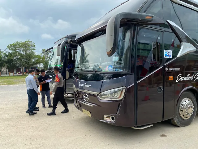 Bus Palangkaraya Pangkalan Bun