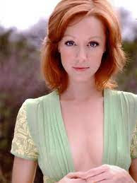 Lindy Booth  Net Worth, Income, Salary, Earnings, Biography, How much money make?