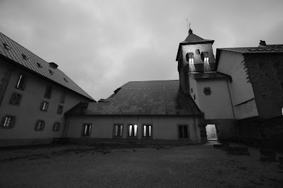 Roncesvalles Camino albergue courtyard fog morning