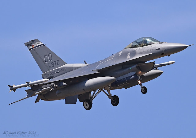 86-0370/CO F-16CM USAF