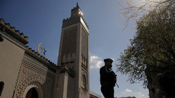 [VIDEOS] « Lâcheté politique », « reportage de caniveau » : l'enquête de M6 sur « l'islam radical » fait réagir