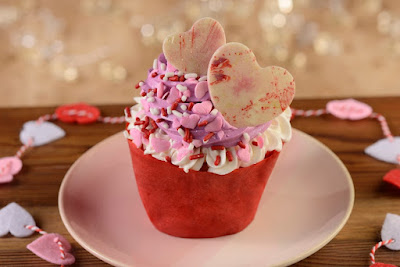 Valentine’s Day Cupcake