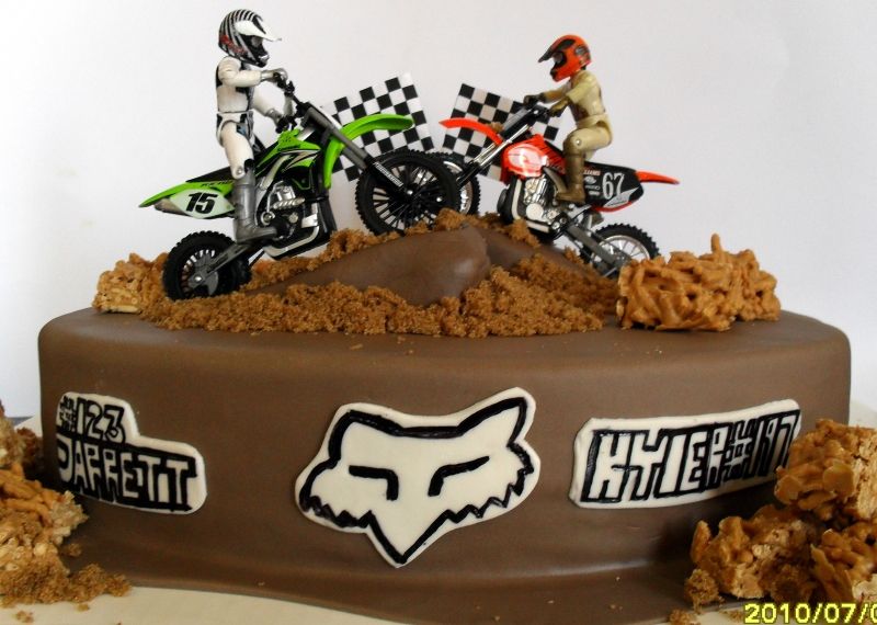 dirt bike cake