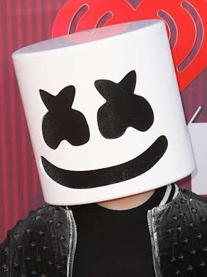 Marshmello is a humble DJ and among the best djs in the world.