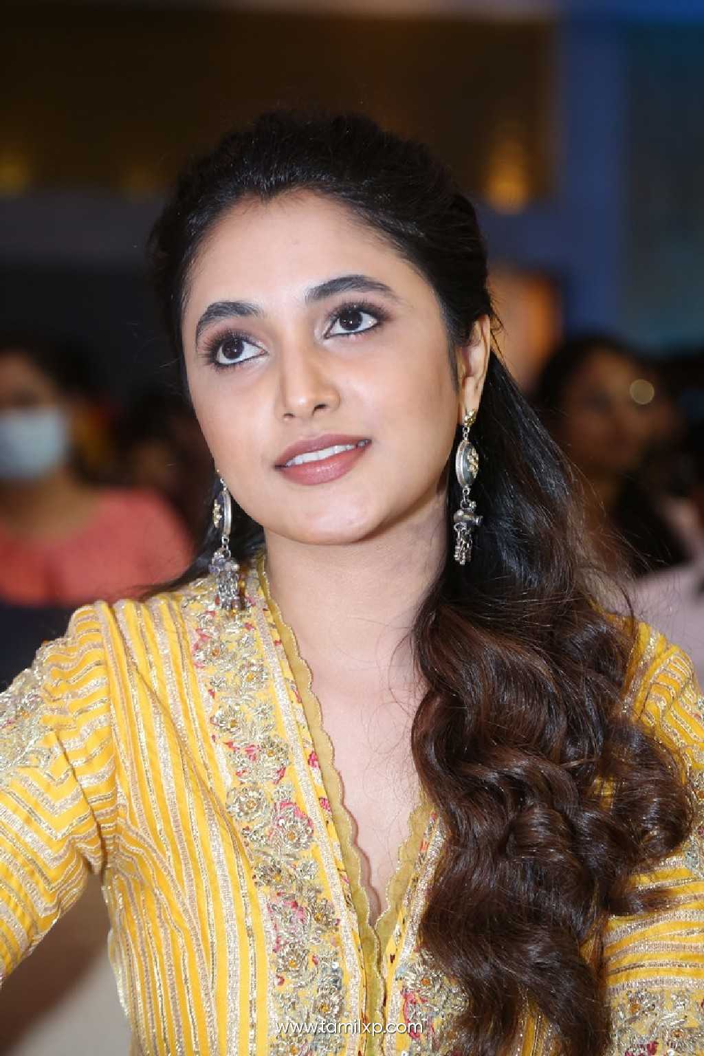 Telugu Actress Priyanka Arul Mohan