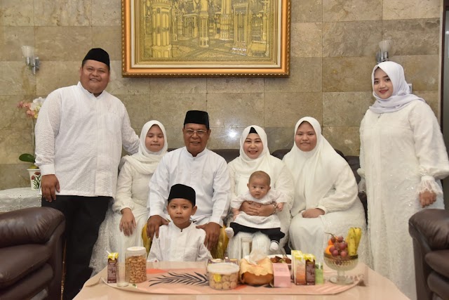 Momen Bahagia Keluarga Paman Birin Di Idul Fitri 1444 Hijriah