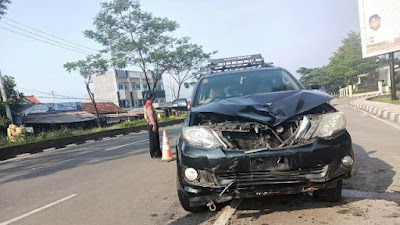 Berlawanan Arah, Pemotor Warga Kaujon Tewas Dihantam Fortuner