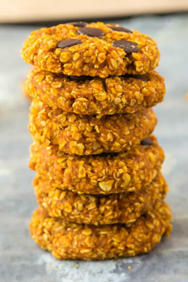 stack of delicious pumpkin oatmeal cookies