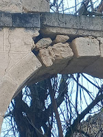 Arco en muy precarias condiciones