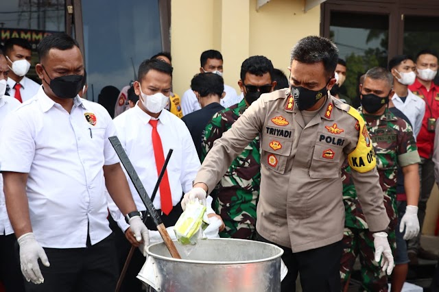 Polres Tanjungbalai Gelar Konferensi Pers Pemusnahan Barang Bukti Narkoba Dalam 3 bulan Terakhir 