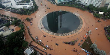 banjir-besar-yang-pernah-melumpuhkan-jakarta-bintangmahayana-com