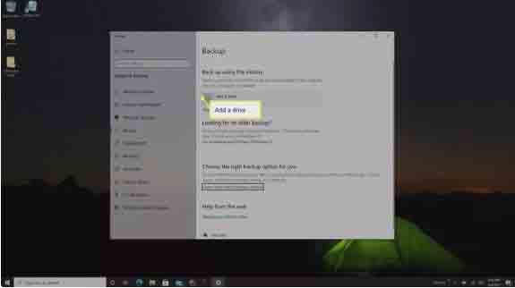 النسخ الاحتياطي التلقائي من القرص الصلب الخارجي في نظام التشغيل Windows 10