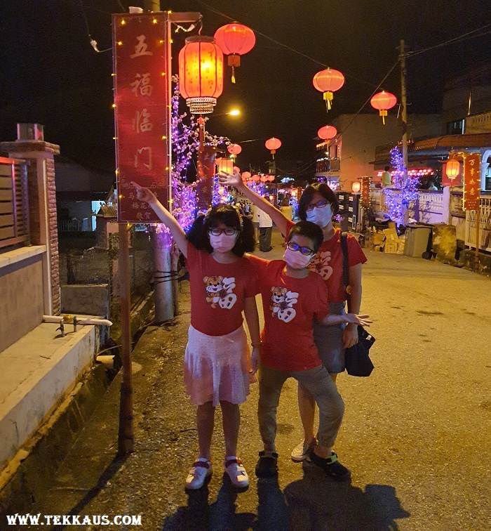 Kampung Machap Baru Chinese New Year Couplets and Red Lanterns