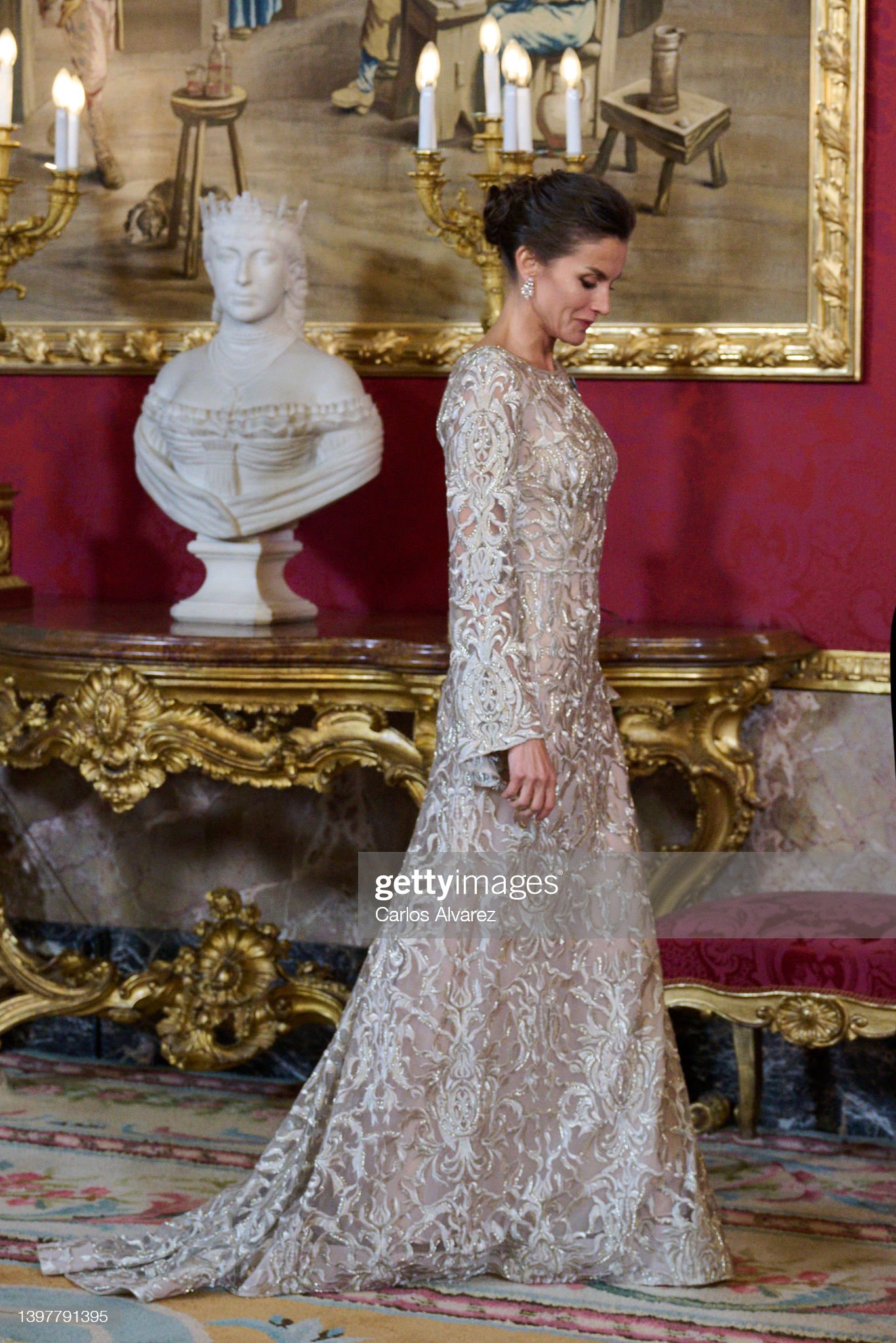 Queen Letizia in Gabriela Lage Gown At The First Gala Dinner of 2022