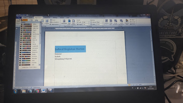 Ubah Palet Warna di Microsoft Word