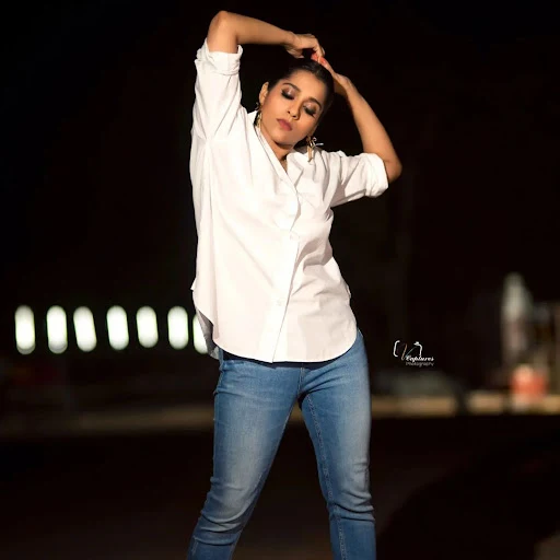 Rashmi gautam white shirt and Jeans photoshoot