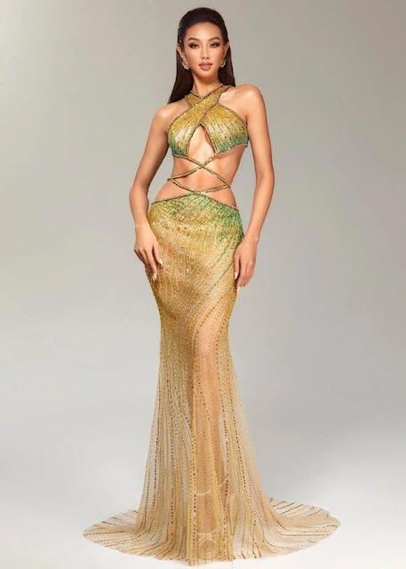 Hoa hậu Thuỳ Tiên được khen ngợi hết lời khi tự tay cắt chỉnh sửa váy siêu đỉnh