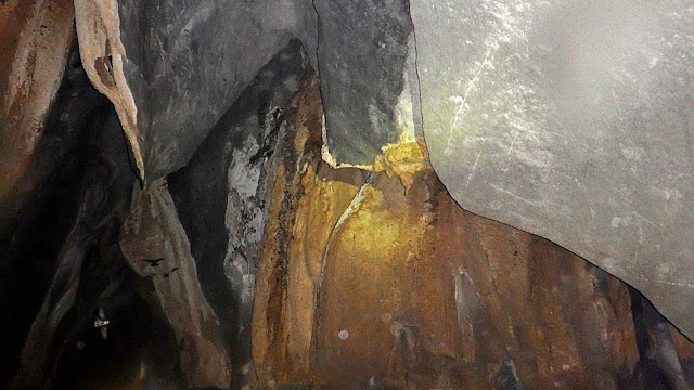 stalactite formation inside the St. Paul Cave and Underground River also known as Puerto Princesa Underground River