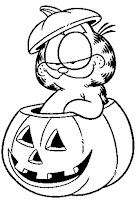 Garfield in a pumpkin  coloring page