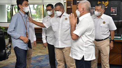Sekda Aceh Sambut Kedatangan Sekjen ESDM RI
