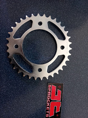 Honda CB500K1new sprocket rear wheel