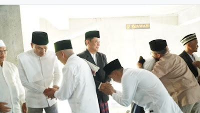 Laksanakan Sholat Ied Di Masjid Baitus Shobur, M. Firsada Ajak  Idul Fitri Jadikan Momentum Bersihkan Hati.